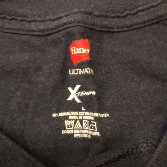 Hanes Tshirt - Picture 3 of 4